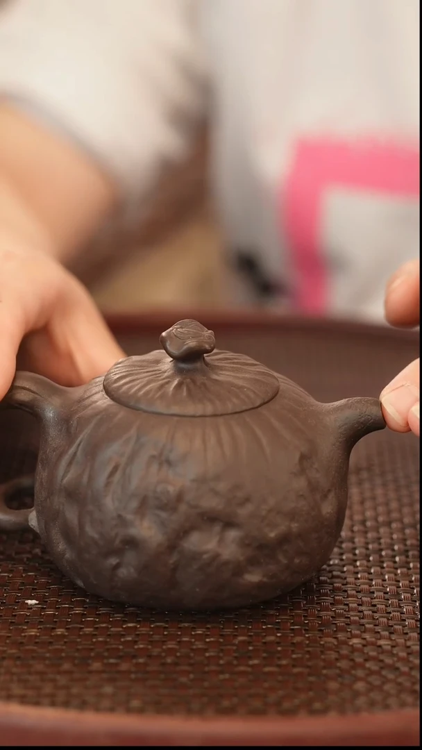 茶壶紫砂供春 黑泥 260cc