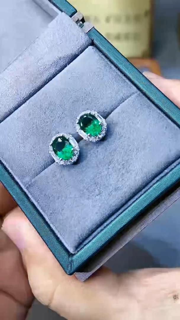 【闪购商品】透辉石耳饰银S925镶嵌354