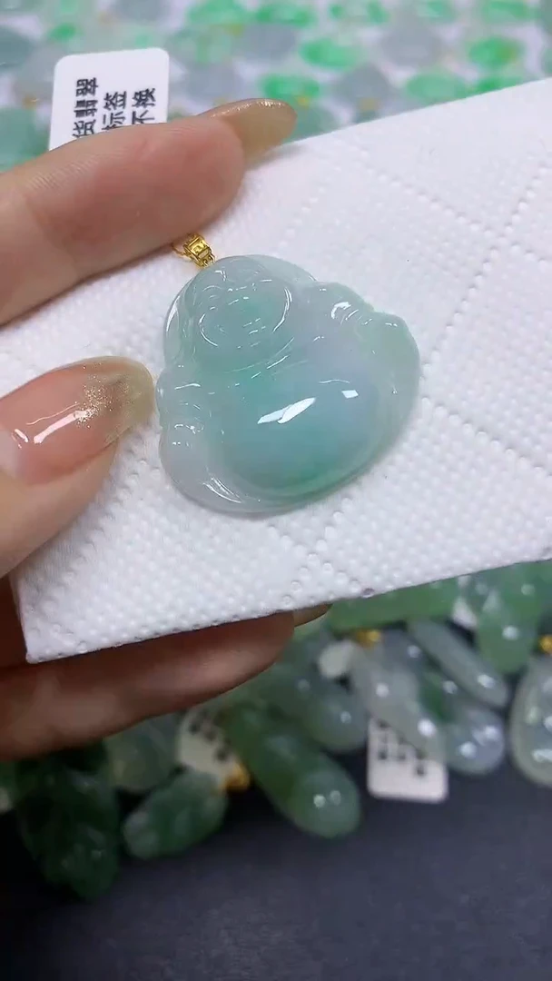 颈饰18K金镶嵌翡翠A货