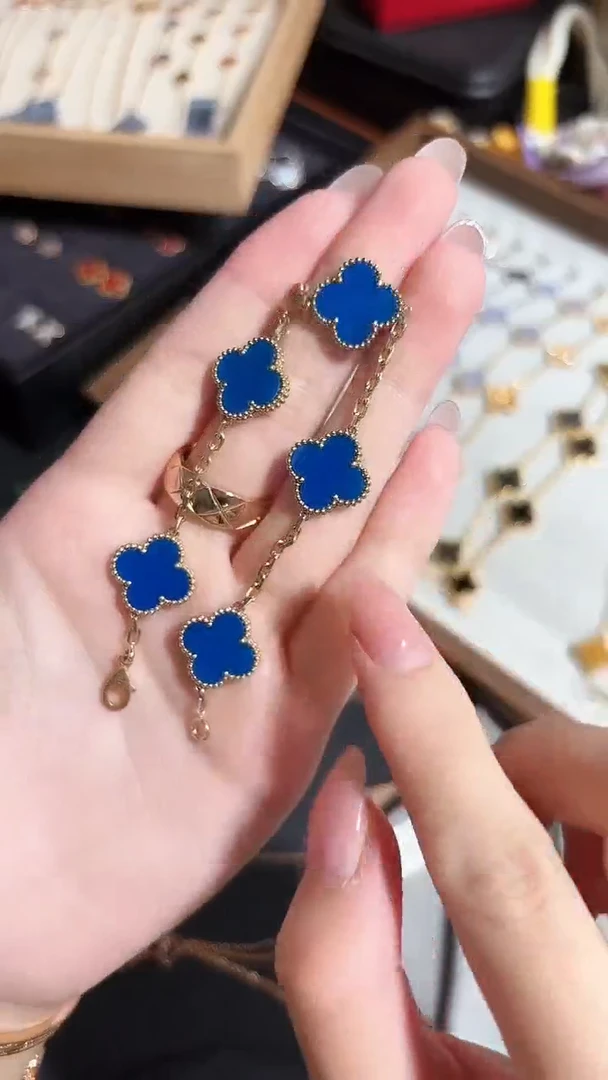 18K金镶嵌手链玛瑙/玉髓蓝色五花手链GHJ