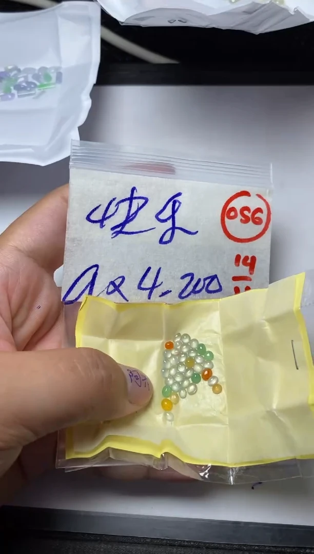 未镶嵌定制翡翠快***狗缅甸天然翡翠A货56