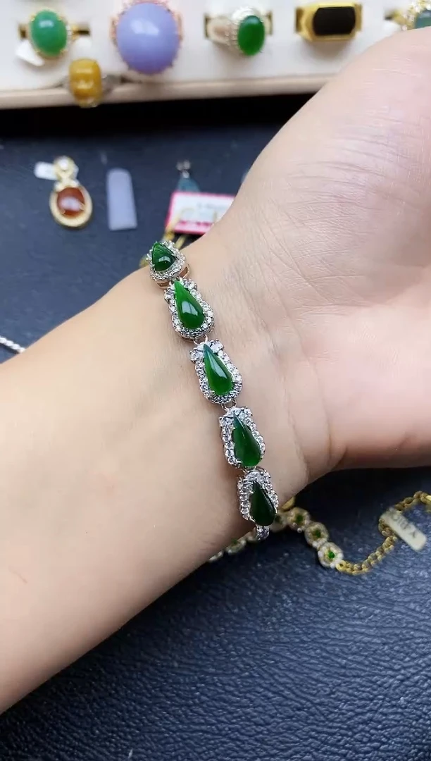 【闪购商品】翡翠戒指银S925镶嵌11111