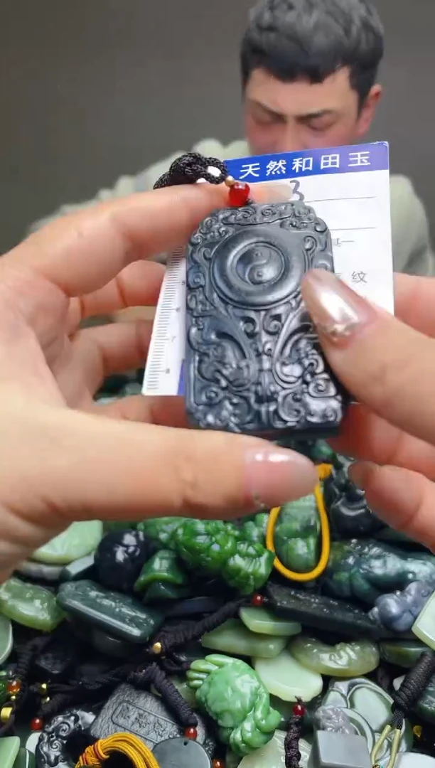 颈饰未镶嵌和田玉343