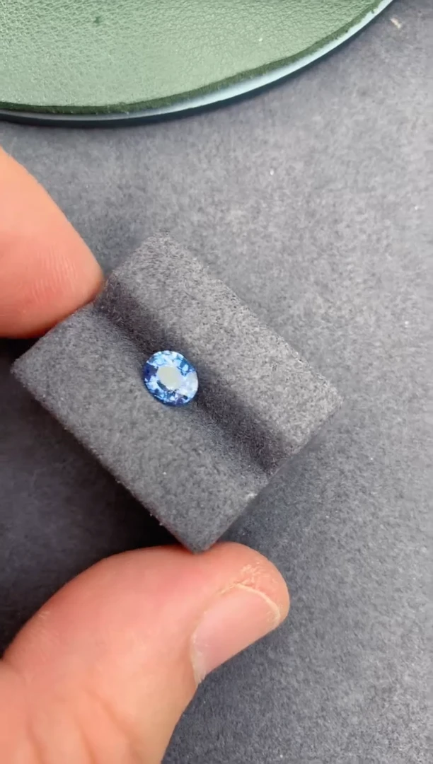 裸石蓝宝石1ct 无烧矢车菊蓝宝石