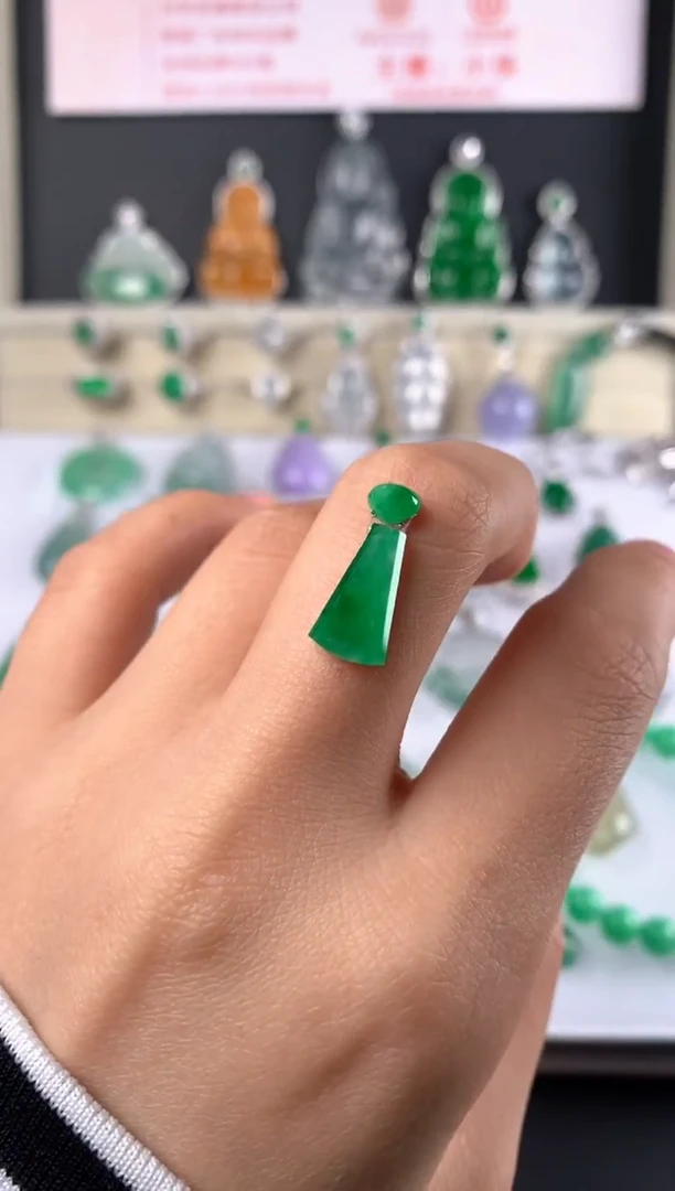 未镶嵌定制翡翠裸石（镶嵌定制）