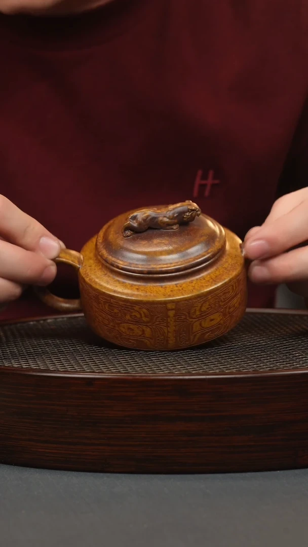 【闪购商品】紫砂茶壶龙骨金砂卧虎藏龙