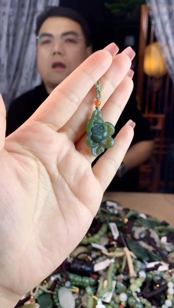 【闪购商品】和田玉挂件未镶嵌多样性发货拍一发一