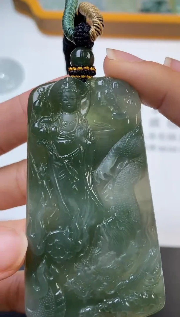 未镶嵌挂件翡翠375379     多人