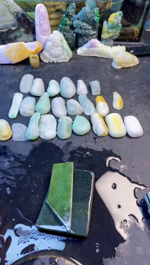 未镶嵌挂件翡翠天然翡翠018