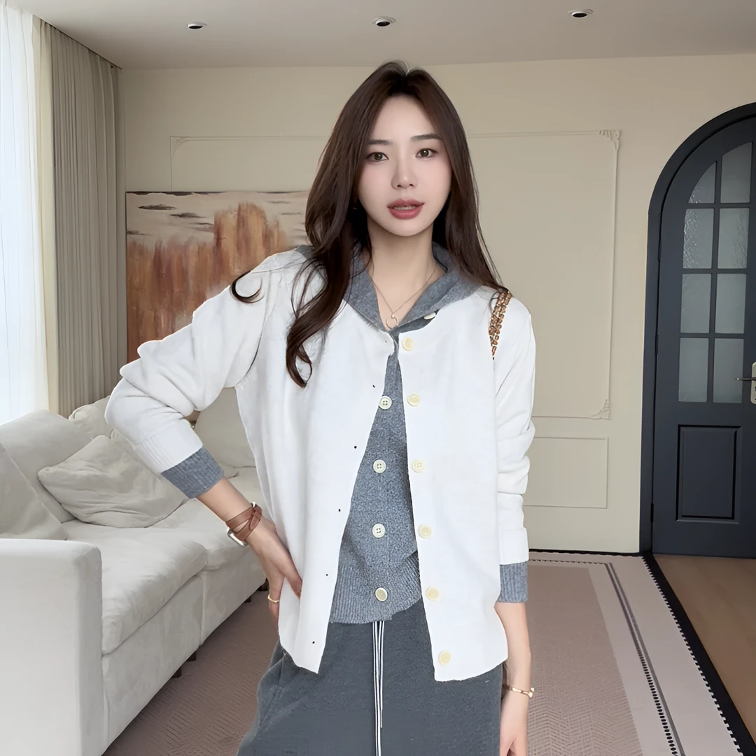 【余欢欢】秋季百搭假两件单排扣连帽开衫-YHW50709
