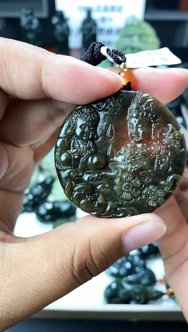 颈饰未镶嵌和田玉1