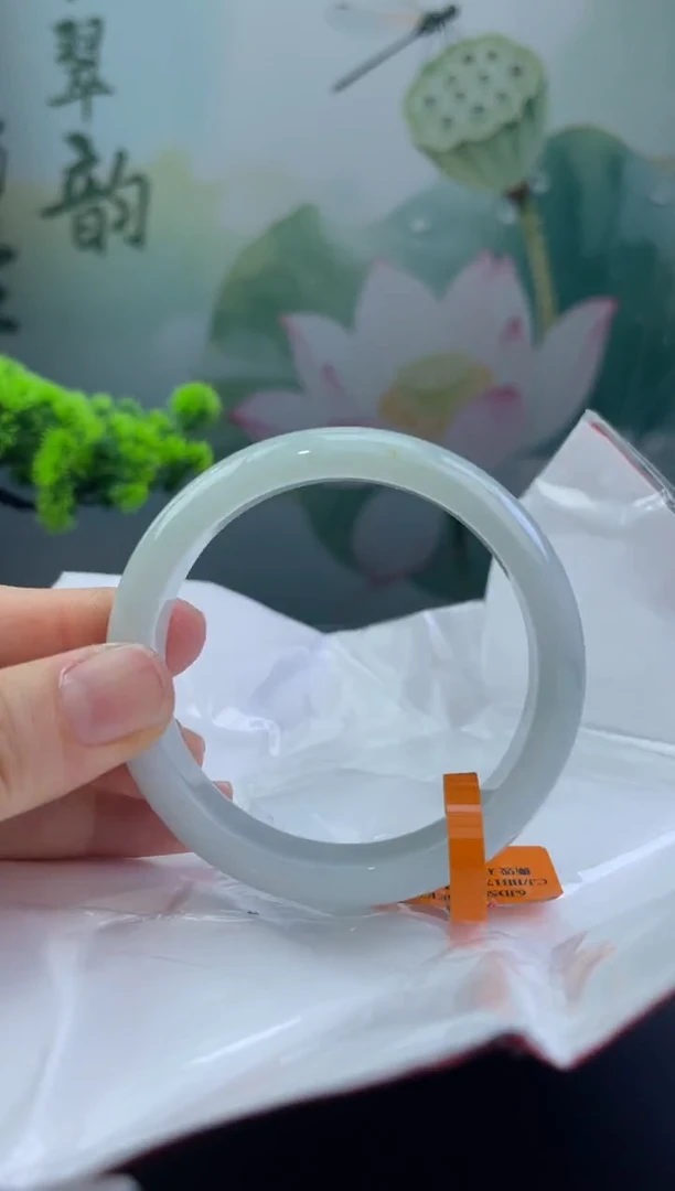 翡翠手镯未镶嵌6翡翠手镯