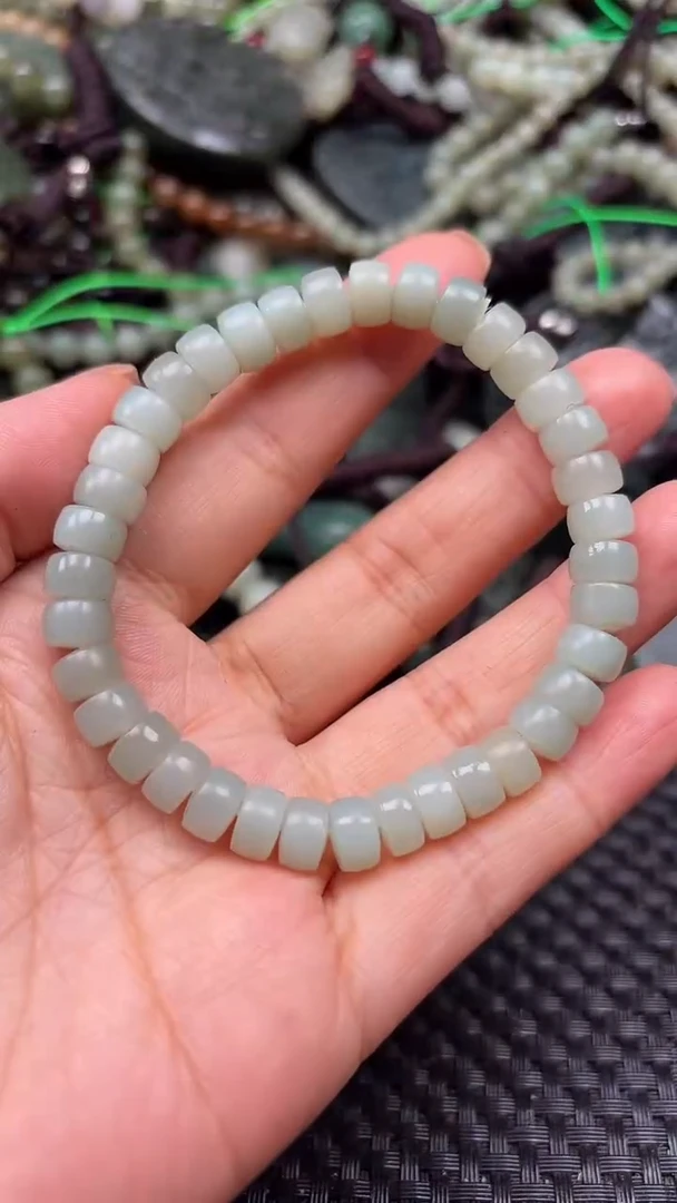 【闪购商品】和田玉颈饰未镶嵌.