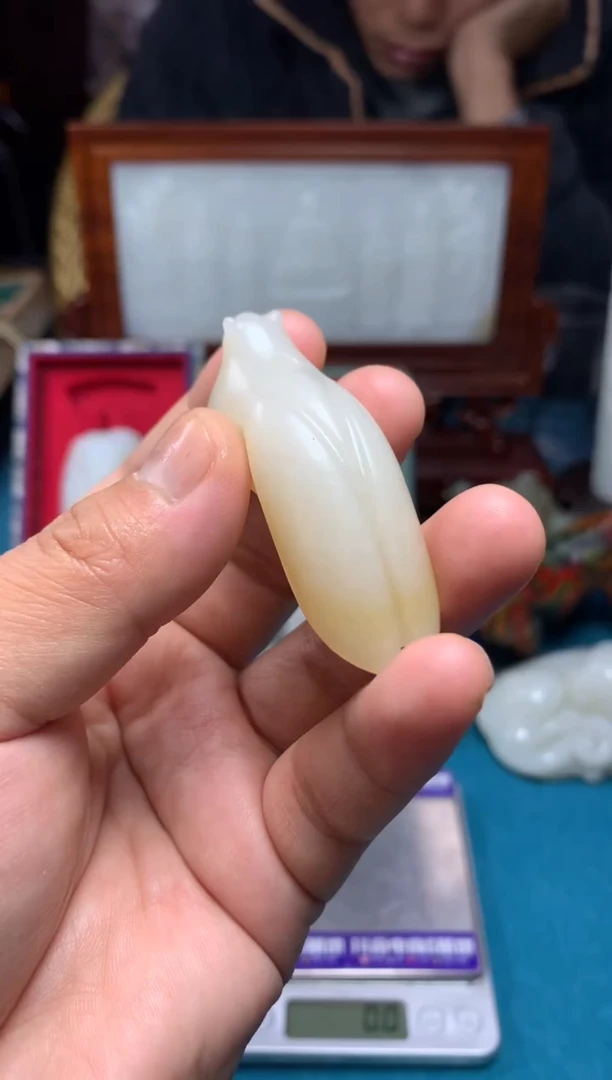 颈饰未镶嵌和田玉拍一发一