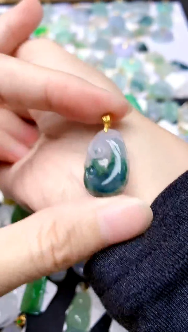 颈饰银S925镶嵌翡翠天然A货翡翠