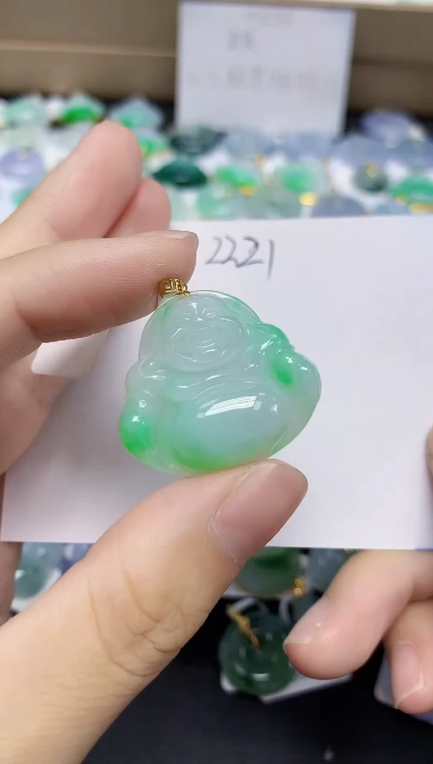 翡翠未镶嵌颈饰天然缅甸翡翠A货