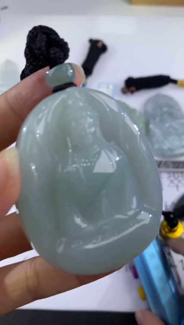 未镶嵌挂件翡翠351509      多人