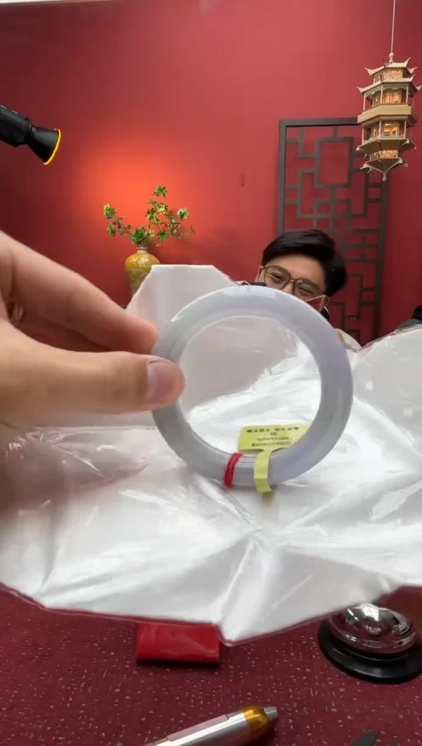 未镶嵌手镯（圆镯）翡翠翡翠手镯11