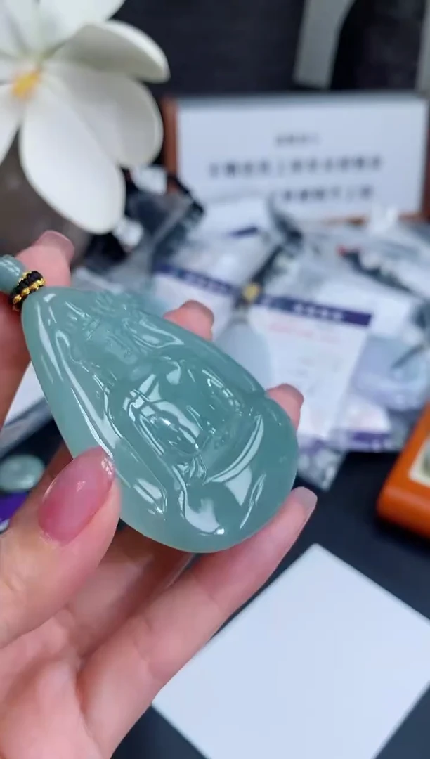 翡翠未镶嵌颈饰⭐**惜缅甸天然翡翠