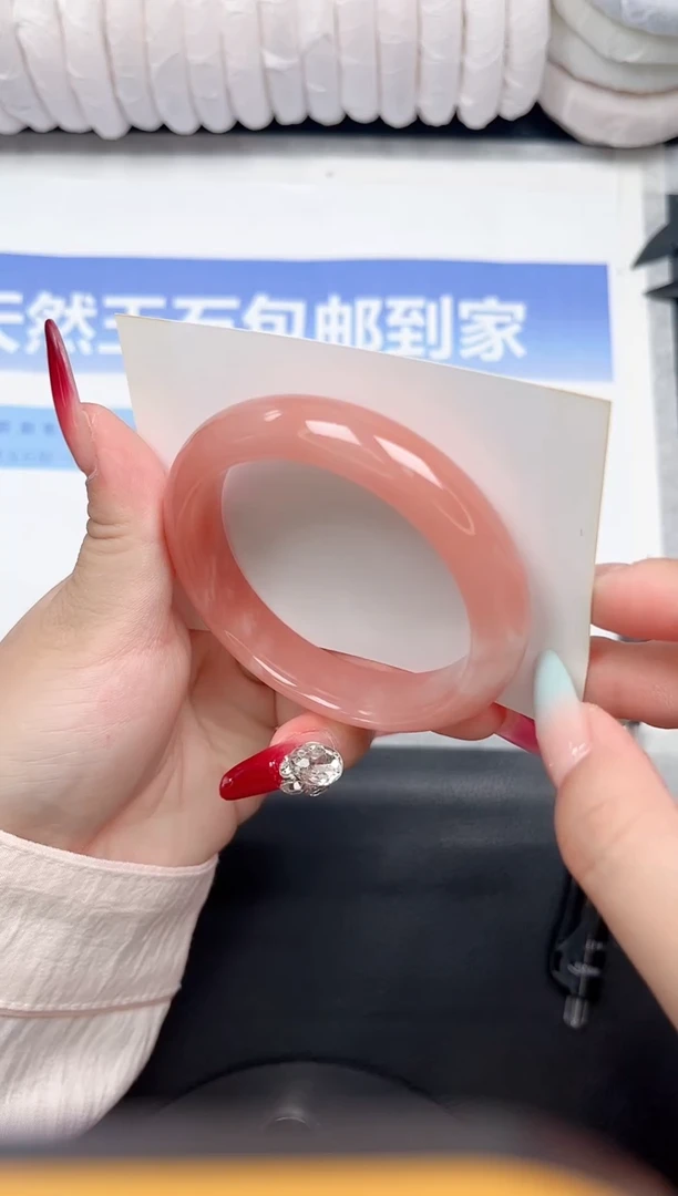 未镶嵌手镯石英质玉60-54.5