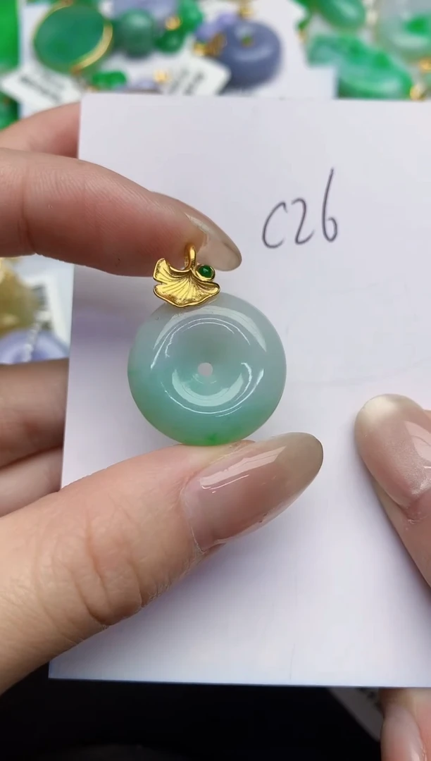 翡翠未镶嵌颈饰缅甸天然翡翠A货