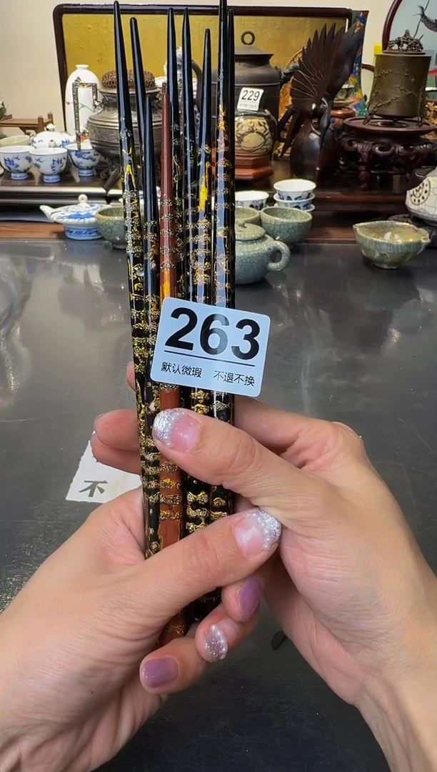 【闪购商品】摆件  注意：回流商品，默认有瑕.不退不换