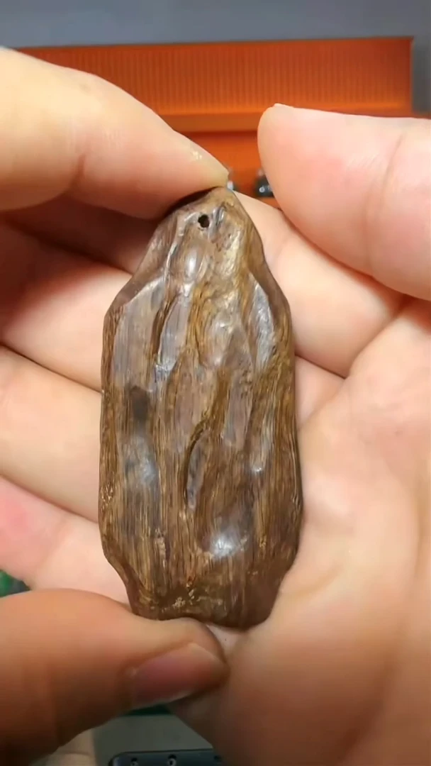 沉香吊坠19号红土太湖石多样性发一