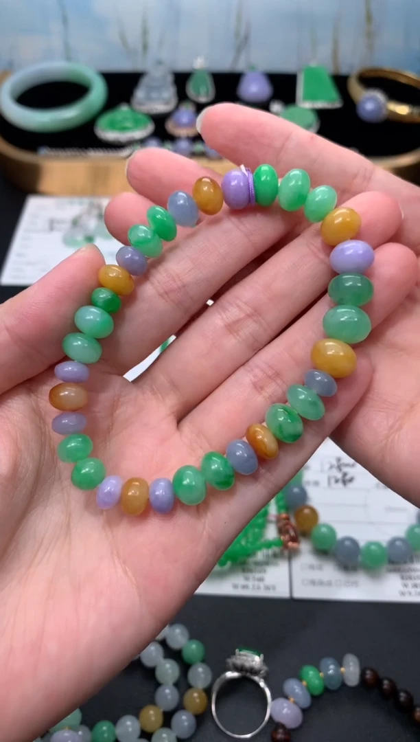 未镶嵌定制翡翠48小时鉴赏期 退货不扣服务费