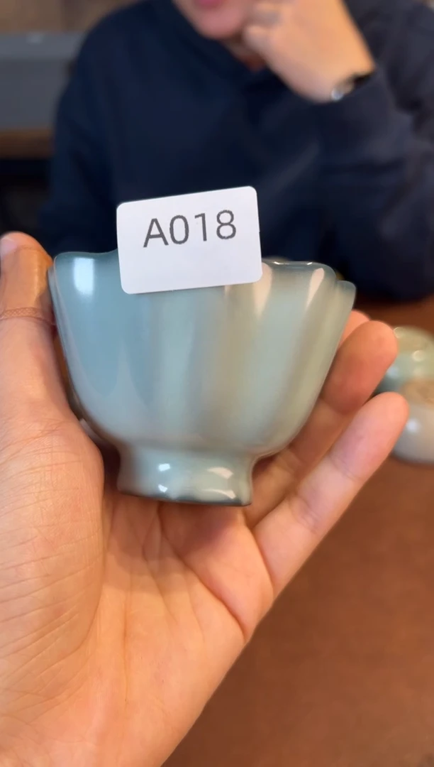 【闪购商品】瓷片问鼎           A018