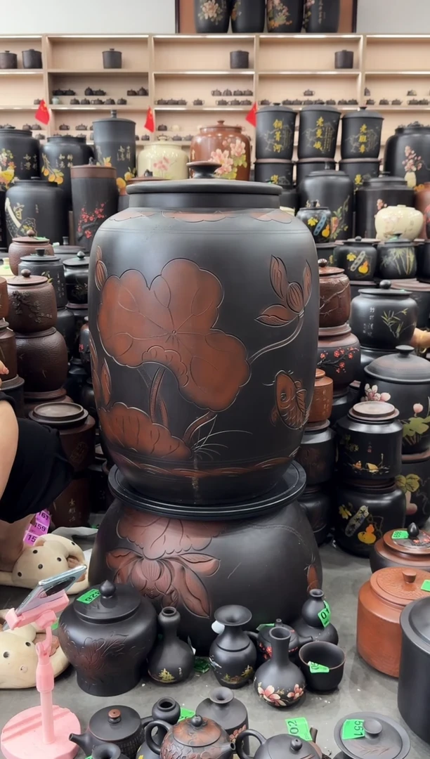 罐瑕疵茶缸 高62cm 荷花 713