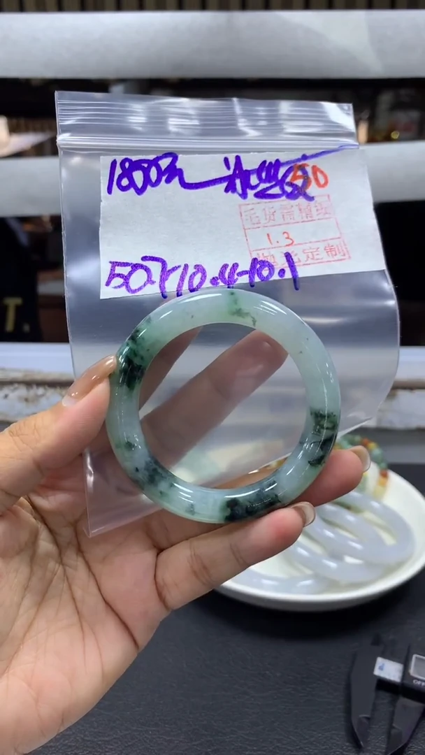 未镶嵌定制翡翠毛货需精细抛光+拍一发一+50