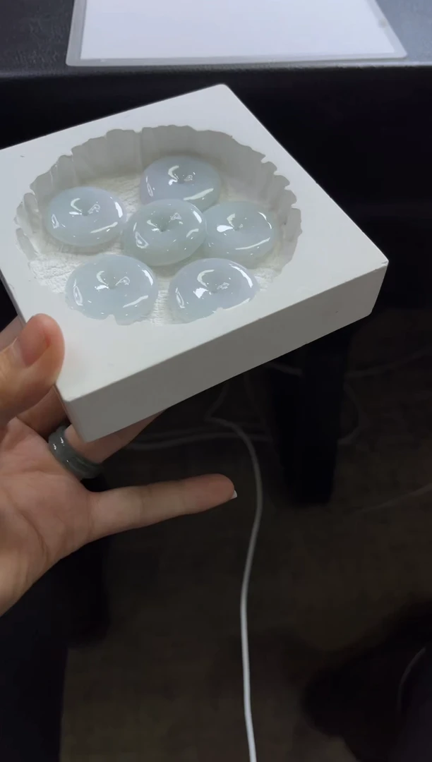 【闪购商品】翡翠颈饰未镶嵌K351多样性发一件/配绳子