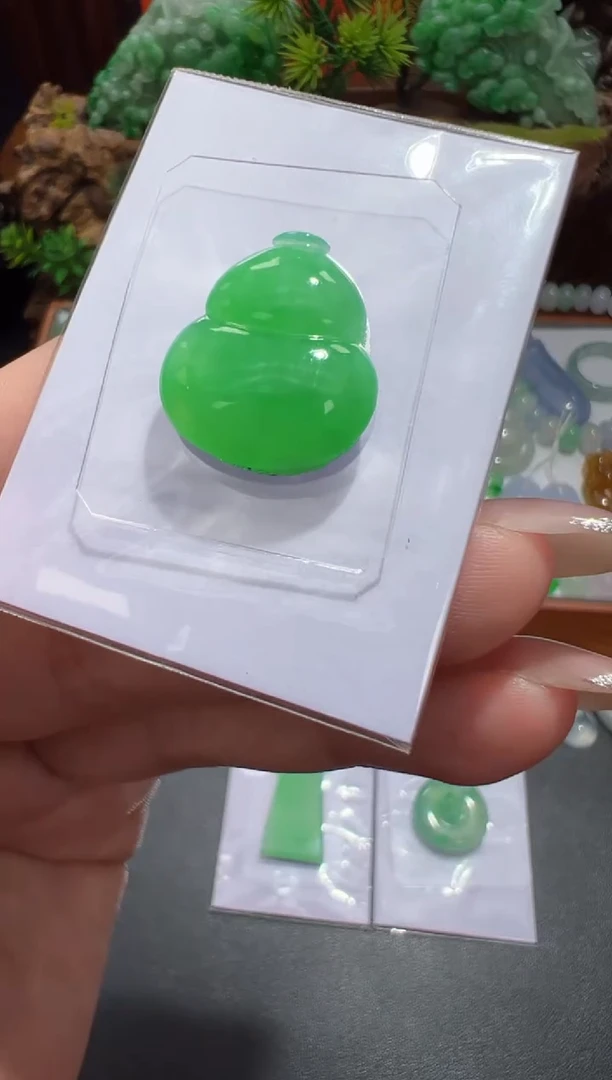 未镶嵌定制翡翠20.4*18*5.1葫芦