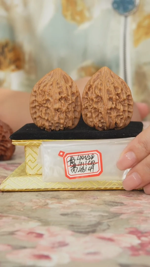 把件文玩核桃鸡心有修