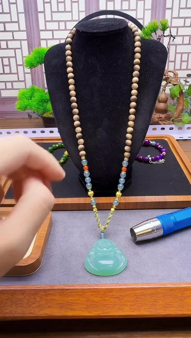 颈饰14K金镶嵌翡翠X48