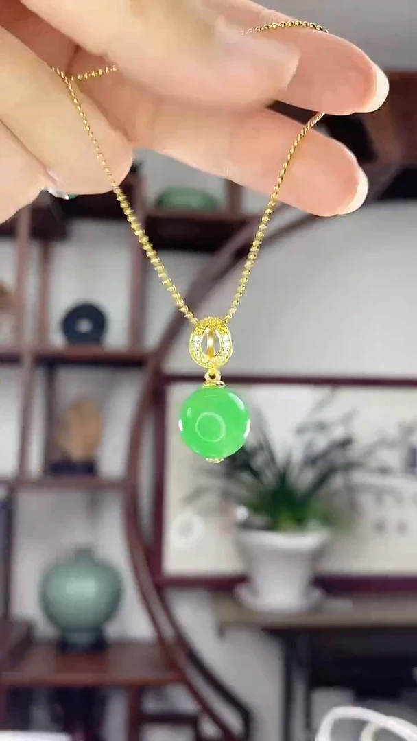 翡翠未镶嵌吊坠(赠链)单珠X2