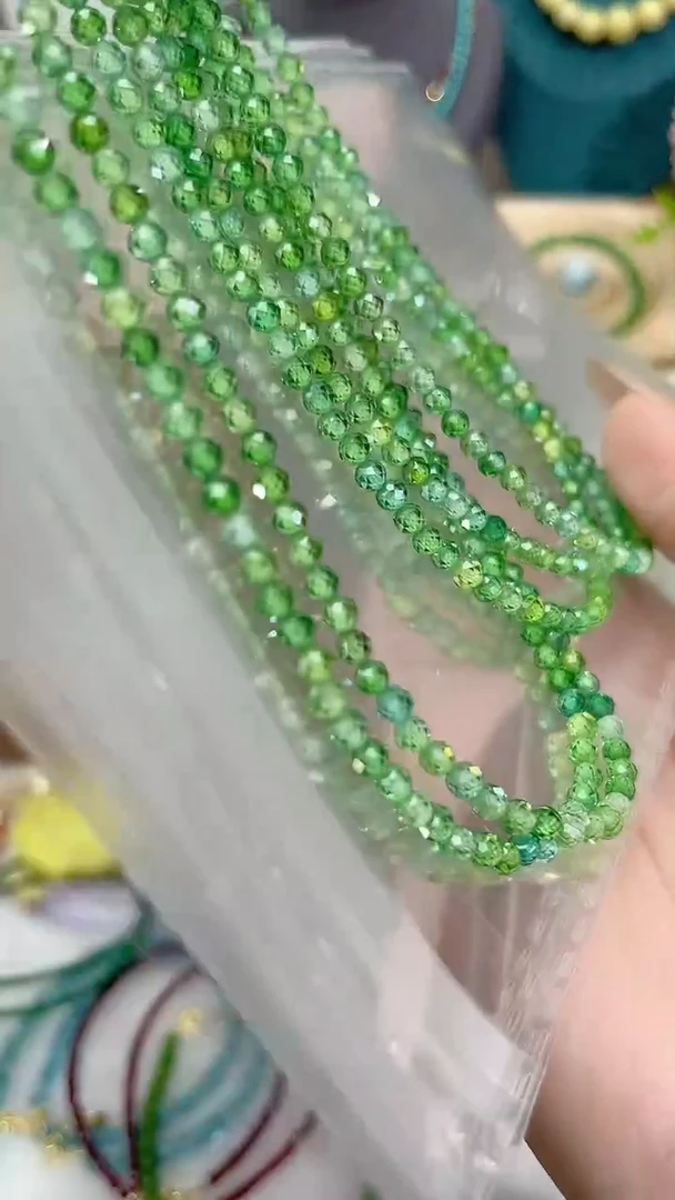 【闪购商品】尖晶石颈饰银S925镶嵌99项链