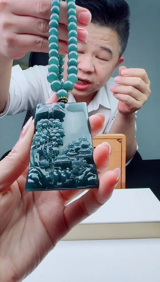 颈饰未镶嵌翡翠多样性发其一