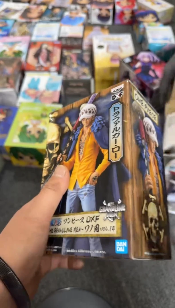 【闪购商品】杯小四孤品收藏中古品