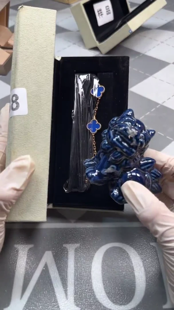 瓷片陶瓷如图所示周边