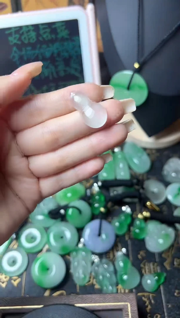 颈饰未镶嵌翡翠所见即所得，一图一物