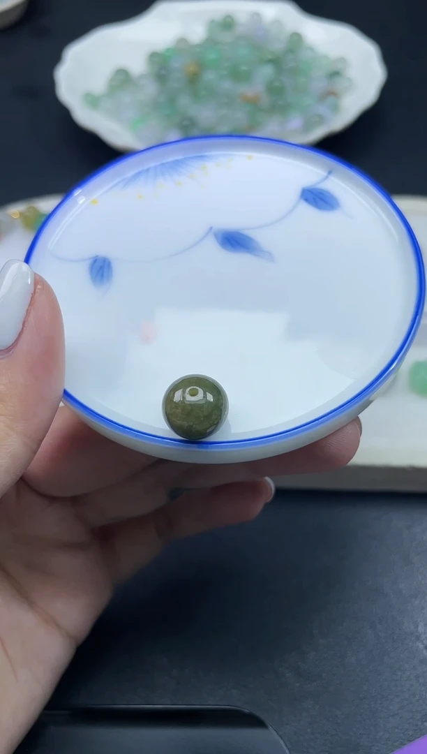翡翠未镶嵌颈饰啊L440
