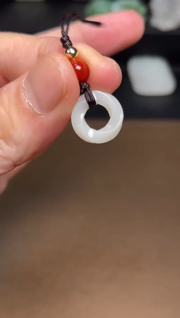 和田玉未镶嵌颈饰4