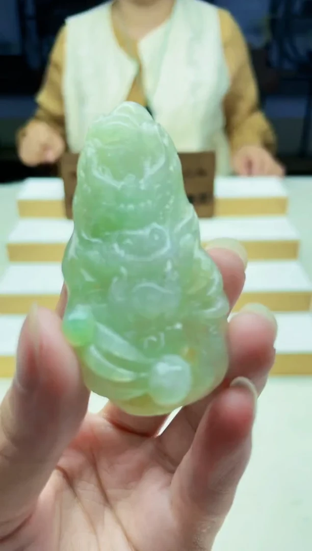 颈饰未镶嵌翡翠09200019