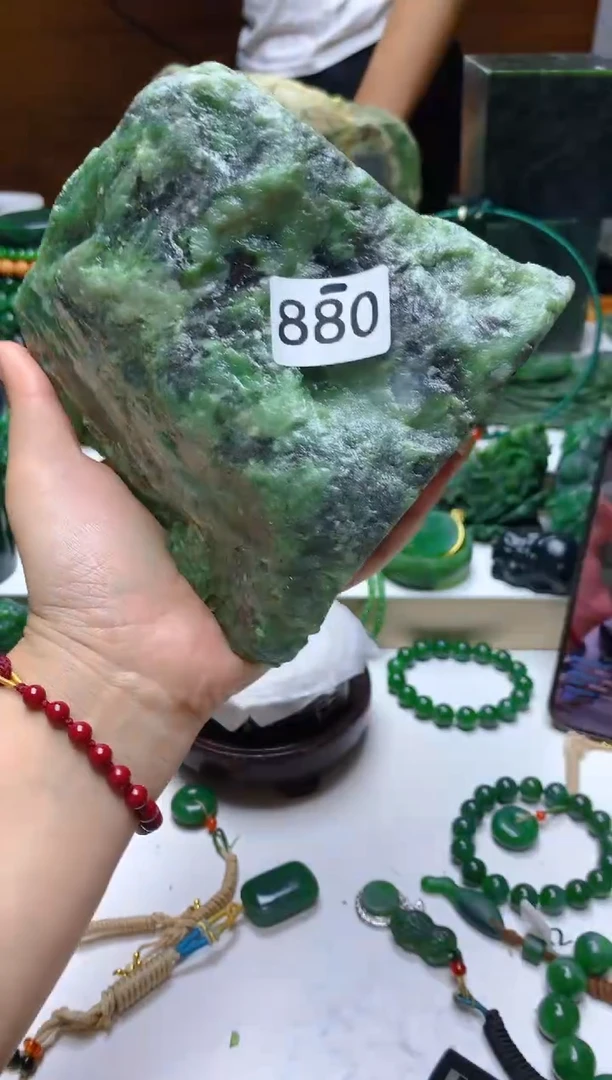 未镶嵌和田玉（碧玉）珠宝半成品1