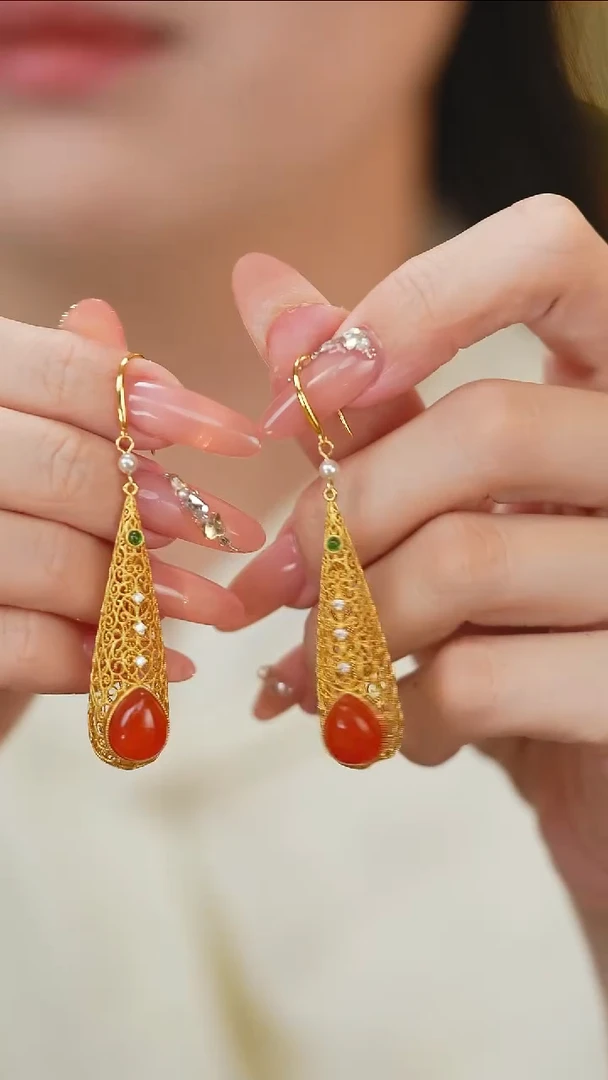 南红玛瑙银S925镶嵌耳坠新款