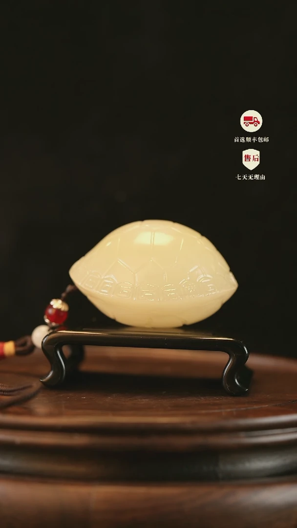 云南石竹叶青雕刻：博古富甲天下手把件摆件
