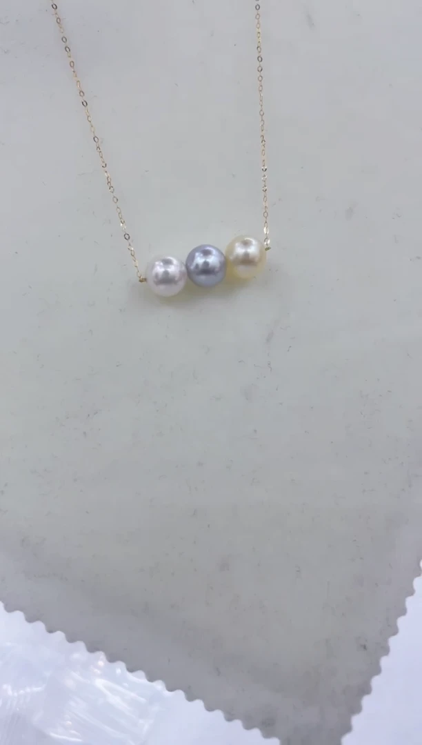 颈饰18K金镶嵌海水珍珠