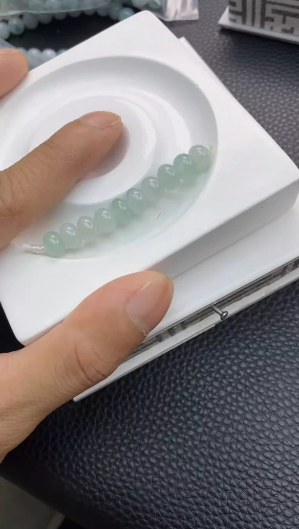 翡翠散珠52天然A货翡翠散珠