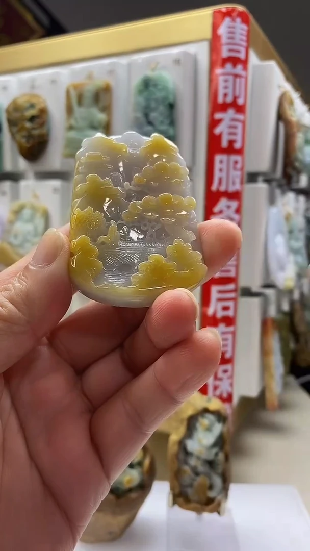 翡翠未镶嵌颈饰翡翠A货2025/8/11